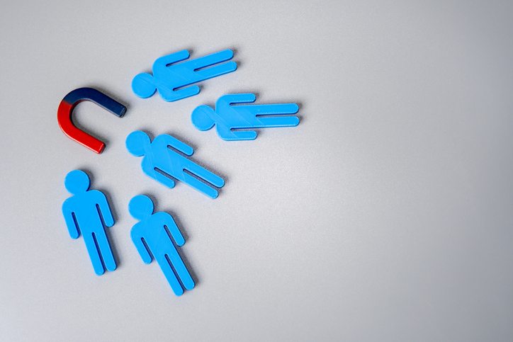 illustration of magnet as an employee retention strategy